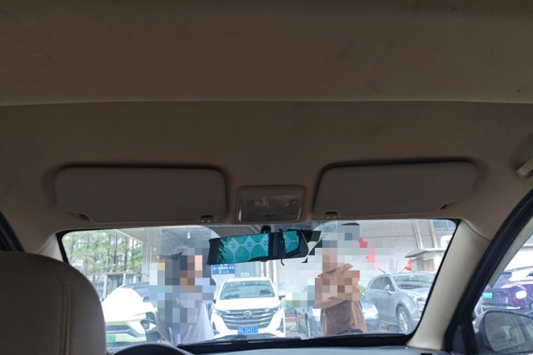 Used Dongfeng Fengon 330 2014 1.5L Manual Utility Version DK15 Headliner