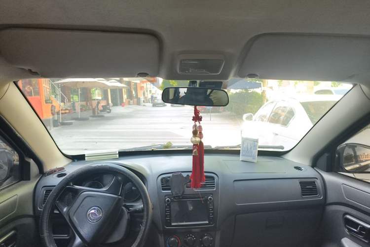Used Dongfeng Fengon 330 2014 1.5L Manual Utility Version DK15 Headliner