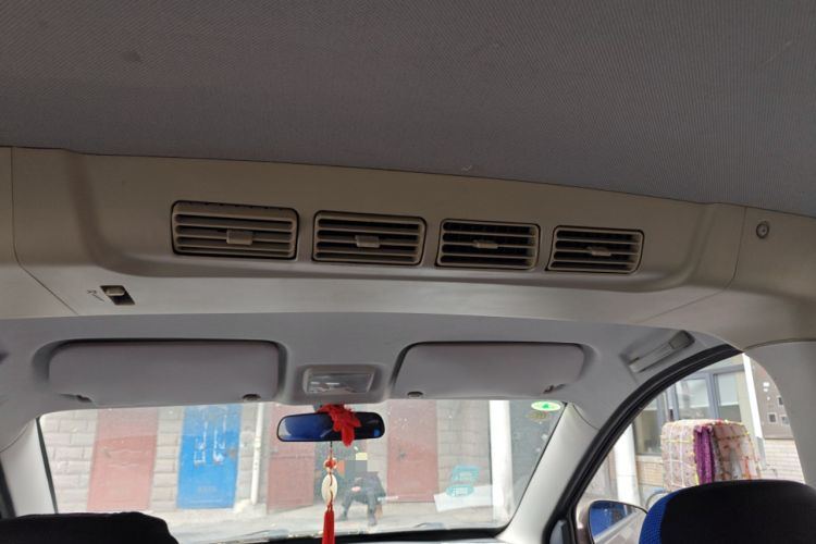 Used Dongfeng Fengon 330 2014 1.5L Manual Utility Version DK15 Headliner