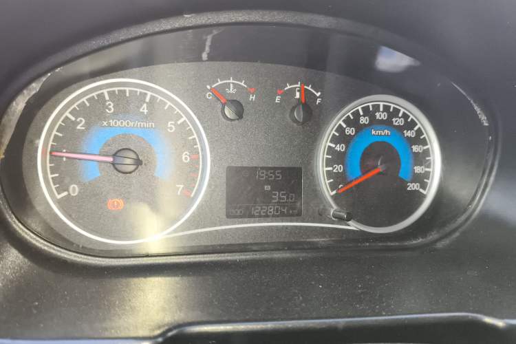 Used Dongfeng Fengon 330 2014 1.5L Manual Utility Version DK15 Instrument Cluster