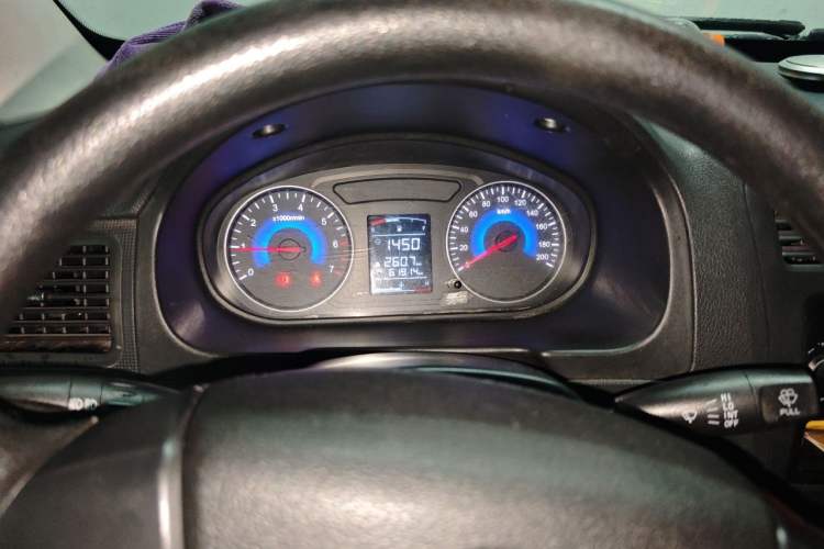 Used Dongfeng Fengon 330 2014 1.5L Manual Utility Version DK15 Instrument Cluster