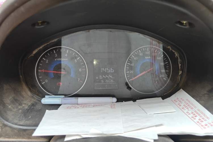 Used Dongfeng Fengon 330 2014 1.5L Manual Utility Version DK15 Instrument Cluster