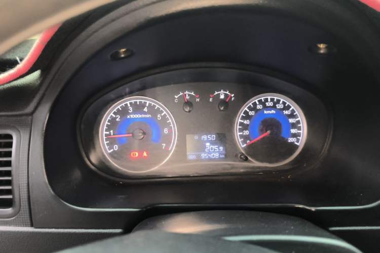Used Dongfeng Fengon 330 2014 1.3L Manual Utility Version DK13-07 Instrument Cluster