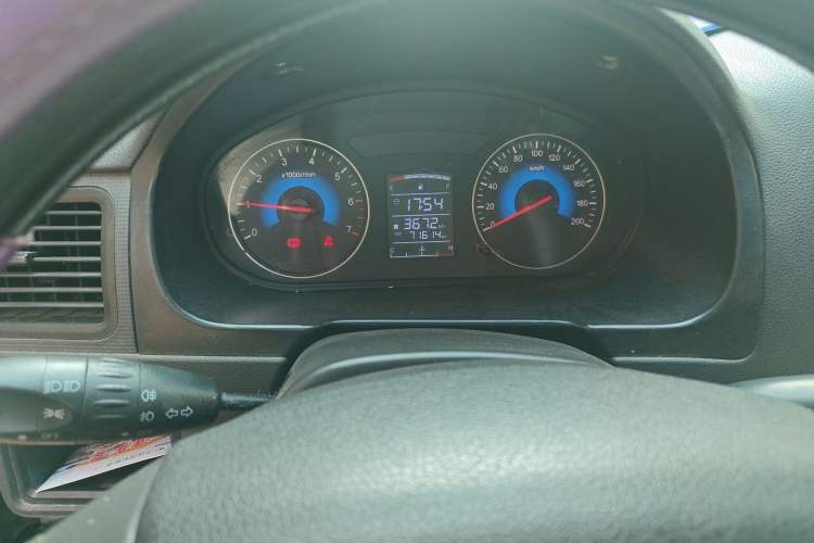 Used Dongfeng Fengon 330 2014 1.5L Manual Utility Version DK15 Instrument Cluster