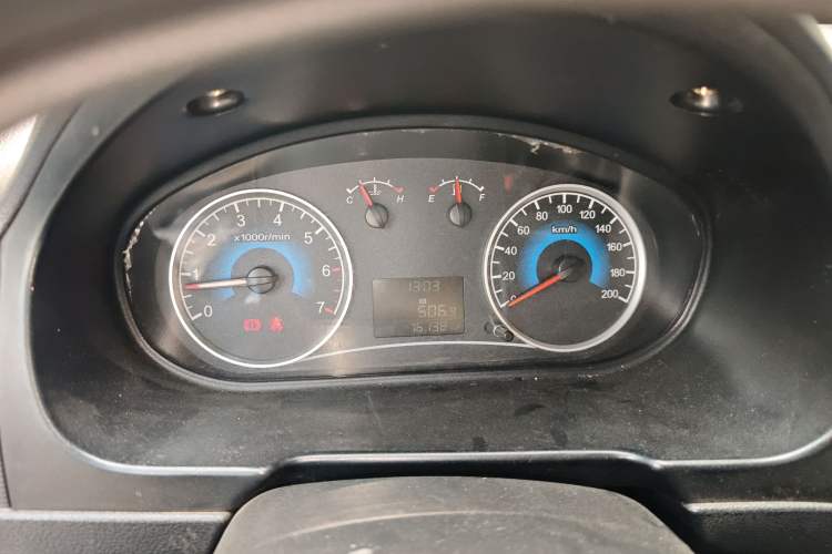 Used Dongfeng Fengon 330 2014 1.5L Manual Standard Edition DK15-02 Instrument Cluster