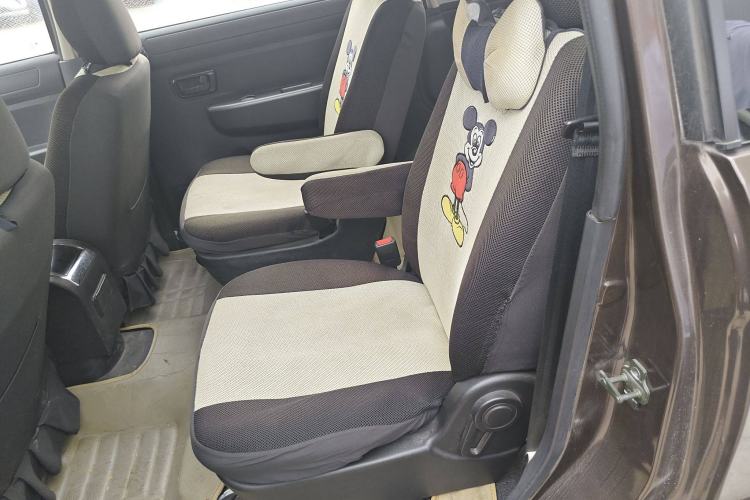 Used Dongfeng Fengon 330 2014 1.5L Manual Utility Version DK15 Interior 1