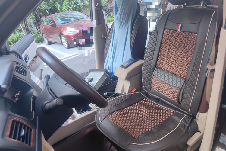 Used Dongfeng Fengon 330 2014 1.5L Manual Comfort Version DK15-02 Left Front Seat