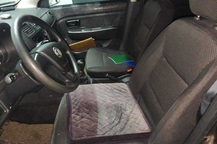Used Dongfeng Fengon 330 2014 1.5L Manual Utility Version DK15 Left Front Seat