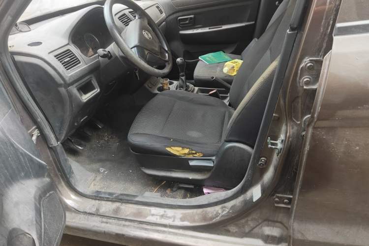 Used Dongfeng Fengon 330 2014 1.3L Manual Utility Version DK13-07 Left Front Seat