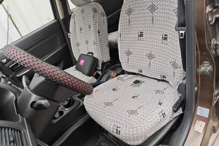 Used Dongfeng Fengon 330 2014 1.3L Manual Utility Version DK13-07 Left Front Seat