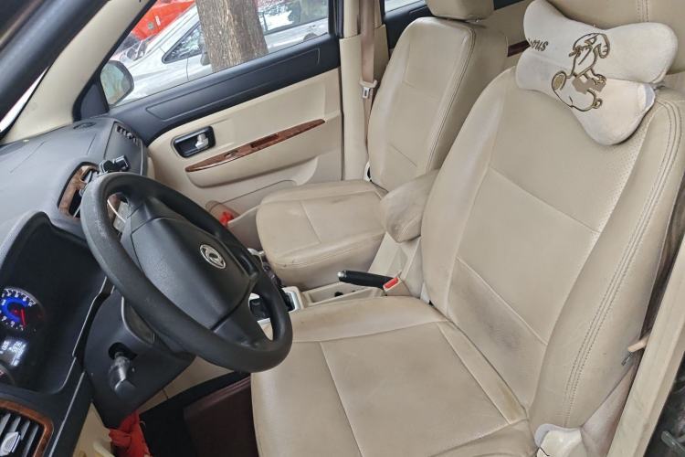 Used Dongfeng Fengon 330 2014 1.5L Manual Utility Version DK15 Left Front Seat