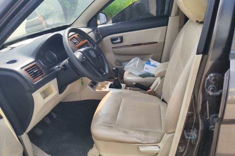 Used Dongfeng Fengon 330 2014 1.5L Manual Comfort Version DK15-02 Left Front Seat