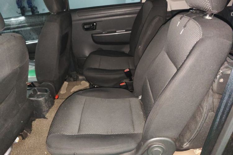 Used Dongfeng Fengon 330 2014 1.5L Manual Utility Version DK15 Left Rear Seat