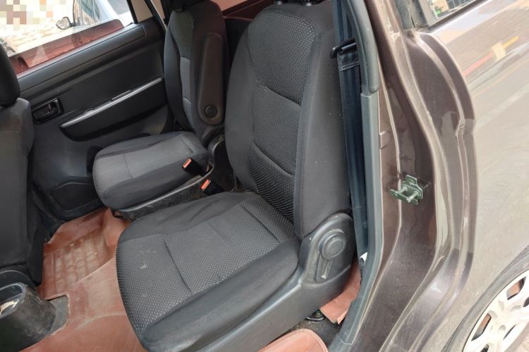 Used Dongfeng Fengon 330 2014 1.5L Manual Utility Version DK15 Left Rear Seat