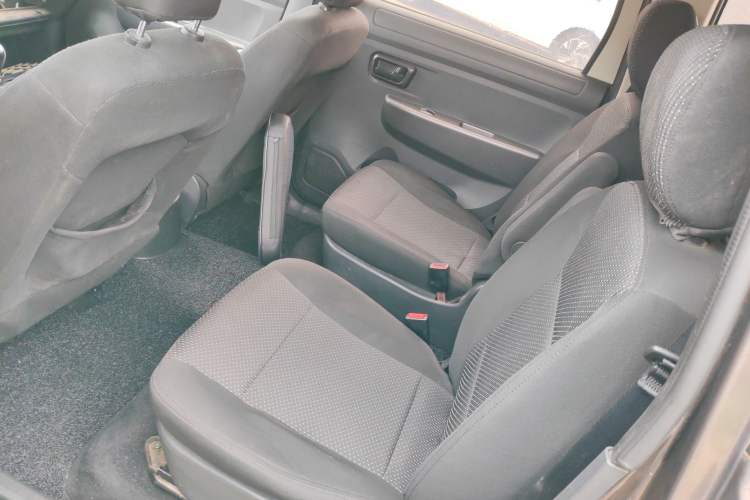 Used Dongfeng Fengon 330 2014 1.3L Manual Utility Version DK13-07 Left Rear Seat