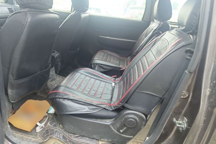Used Dongfeng Fengon 330 2014 1.2L Manual Practical Version DK12-07 Left Rear Seat