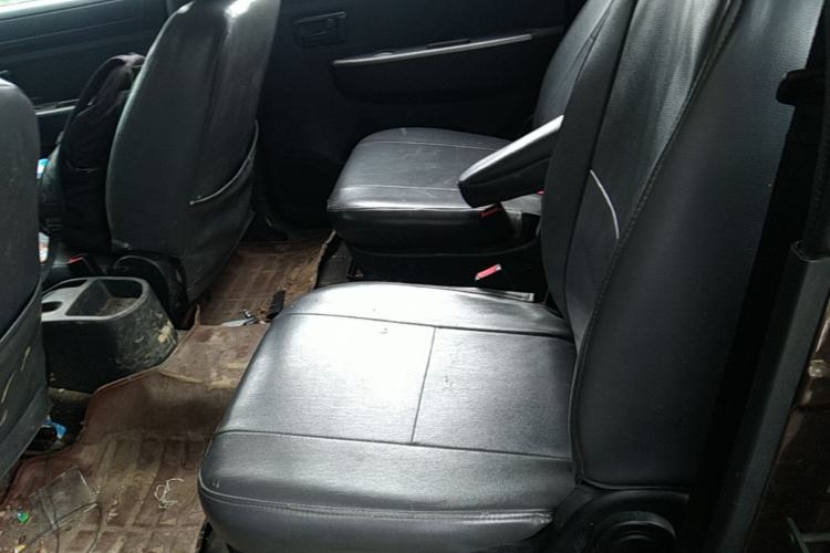 Used Dongfeng Fengon 330 2014 1.5L Manual Utility Version DK15 Left Rear Seat