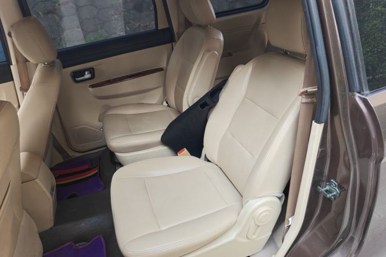 Used Dongfeng Fengon 330 2014 1.5L Manual Utility Version DK15 Left Rear Seat