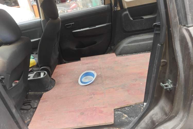 Used Dongfeng Fengon 330 2014 1.3L Manual Utility Version DK13-07 Left Rear Seat