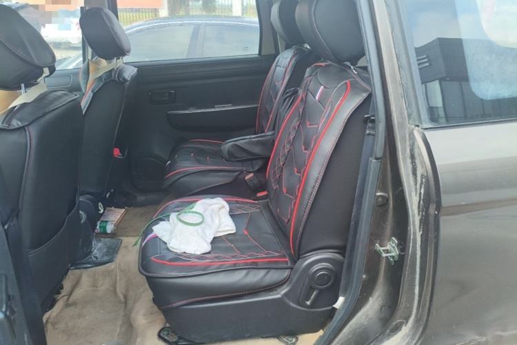 Used Dongfeng Fengon 330 2014 1.5L Manual Utility Version DK15 Left Rear Seat