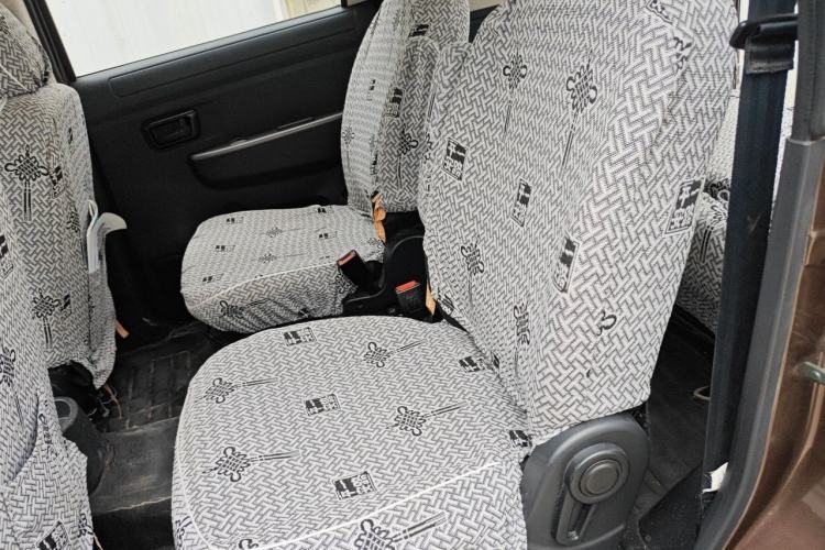 Used Dongfeng Fengon 330 2014 1.3L Manual Utility Version DK13-07 Left Rear Seat