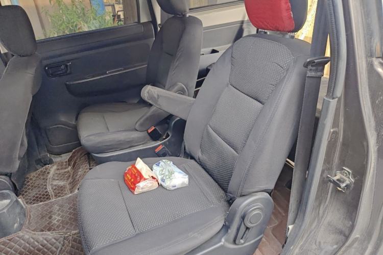 Used Dongfeng Fengon 330 2014 1.3L Manual Utility Version DK13-07 Left Rear Seat