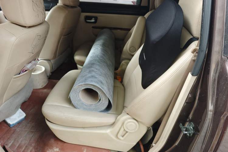 Used Dongfeng Fengon 330 2014 1.5L Manual Utility Version DK15 Left Rear Seat