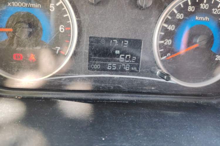 Used Dongfeng Fengon 330 2014 1.5L Manual Utility Version DK15 Odometer Close Up