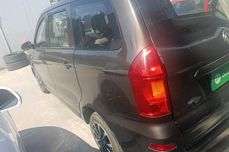 Used Dongfeng Fengon 330 2014 1.5L Manual Utility Version DK15 Rear Left 45 Deg
