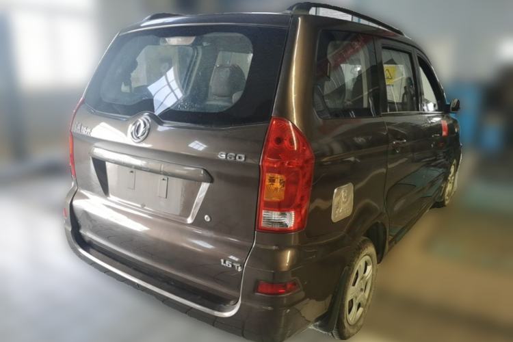 Used Dongfeng Fengon 330 2014 1.5L Manual Standard Edition DK15-02 Rear Right 45 Deg