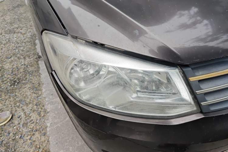Used Dongfeng Fengon 330 2014 1.5L Manual Utility Version DK15 Right Front Headlight