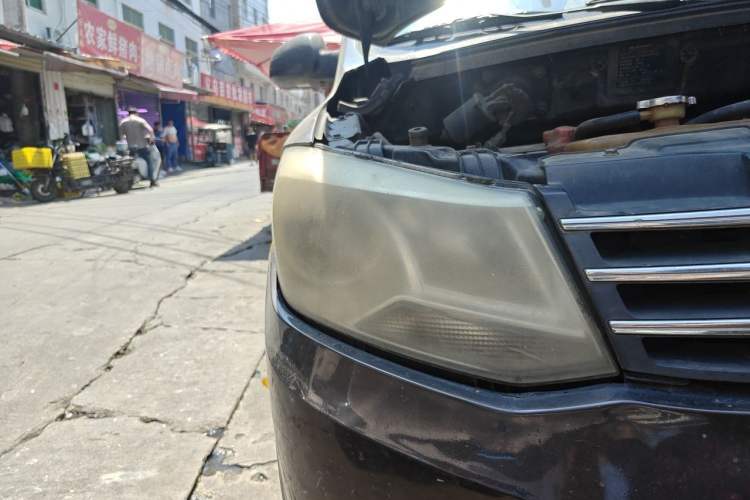 Used Dongfeng Fengon 330 2014 1.5L Manual Utility Version DK15 Right Front Headlight
