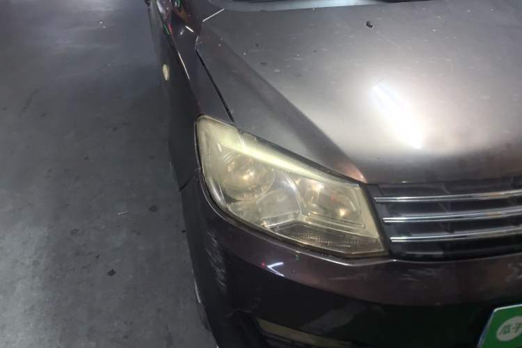 Used Dongfeng Fengon 330 2014 1.5L Manual Utility Version DK15 Right Front Headlight
