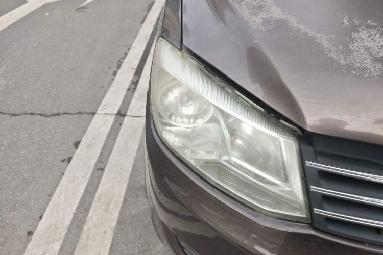 Used Dongfeng Fengon 330 2014 1.5L Manual Utility Version DK15 Right Front Headlight