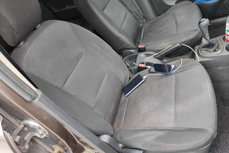 Used Dongfeng Fengon 330 2014 1.3L Manual Utility Version DK13-07 Right Front Seat