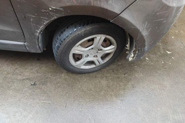 Used Dongfeng Fengon 330 2014 1.3L Manual Utility Version DK13-07 Right Front Wheel Hub