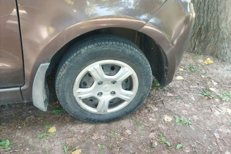Used Dongfeng Fengon 330 2014 1.3L Manual Utility Version DK13-07 Right Front Wheel Hub