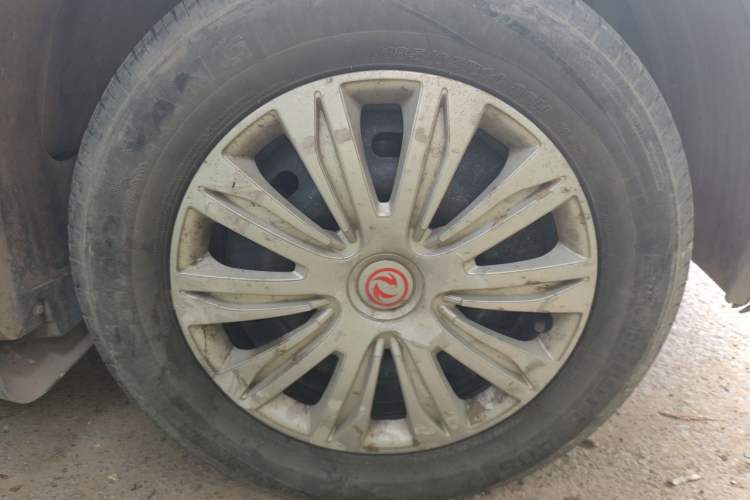 Used Dongfeng Fengon 330 2014 1.3L Manual Utility Version DK13-07 Right Front Wheel Hub