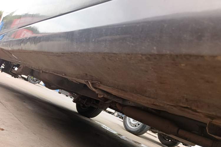 Used Dongfeng Fengon 330 2014 1.5L Manual Utility Version DK15 Right Side Sill