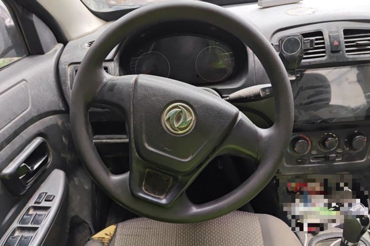 Used Dongfeng Fengon 330 2014 1.5L Manual Utility Version DK15 Steering Wheel