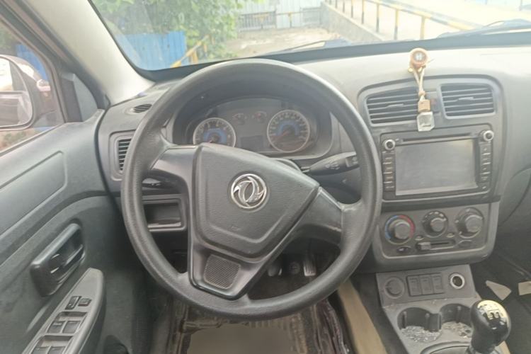 Used Dongfeng Fengon 330 2014 1.2L Manual Practical Version DK12-07 Steering Wheel
