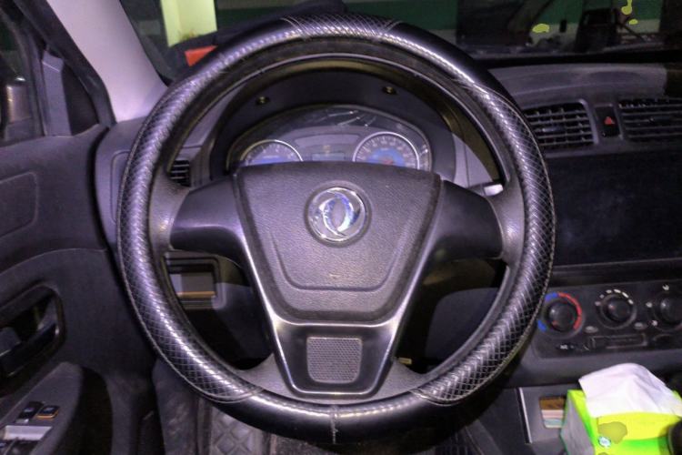 Used Dongfeng Fengon 330 2014 1.5L Manual Utility Version DK15 Steering Wheel