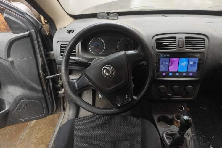 Used Dongfeng Fengon 330 2014 1.3L Manual Utility Version DK13-07 Steering Wheel