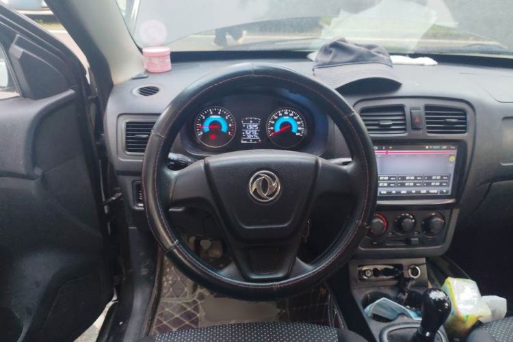 Used Dongfeng Fengon 330 2014 1.5L Manual Utility Version DK15 Steering Wheel