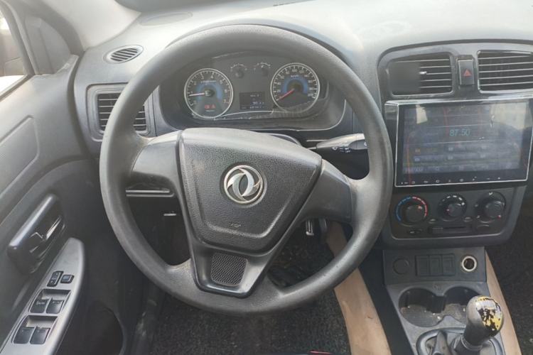 Used Dongfeng Fengon 330 2014 1.5L Manual Utility Version DK15 Steering Wheel