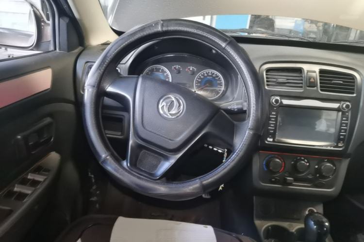 Used Dongfeng Fengon 330 2014 1.5L Manual Standard Edition DK15-02 Steering Wheel