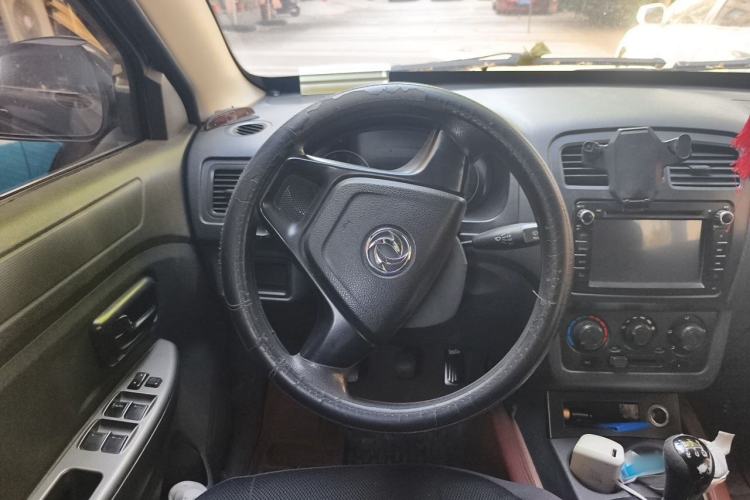 Used Dongfeng Fengon 330 2014 1.5L Manual Utility Version DK15 Steering Wheel