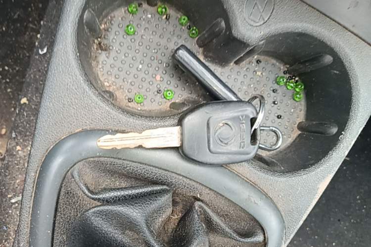 Used Dongfeng Fengon 330 2014 1.5L Manual Utility Version DK15 Vehicle Key