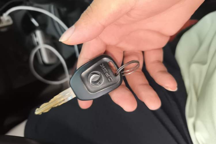 Used Dongfeng Fengon 330 2014 1.3L Manual Utility Version DK13-07 Vehicle Key