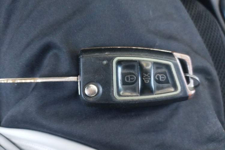 Used Dongfeng Fengon 330 2014 1.3L Manual Utility Version DK13-07 Vehicle Key